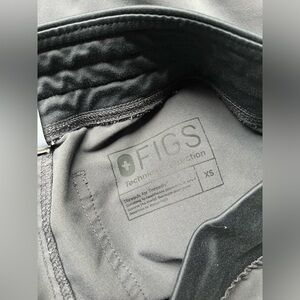 Figs Charcoal Livingston Scrub Pants